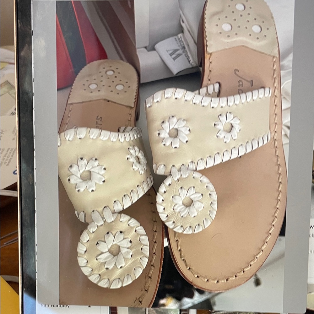 Women's leather Cream Sandals